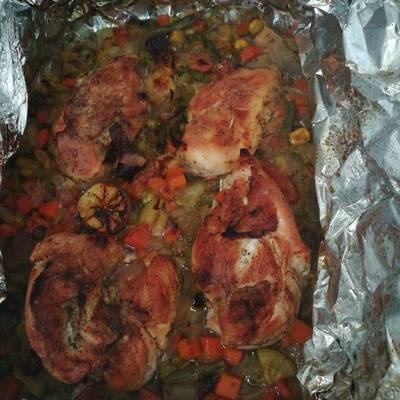  صينية خضار مشكلة بالدجاج 