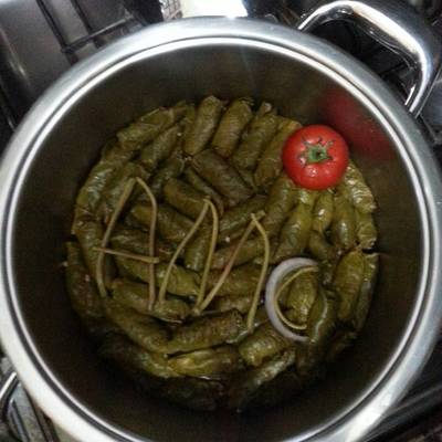  ورق عنب بشرائح الفراخ 