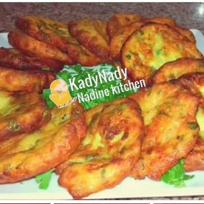  فطائر البطاطس (بان كيك البطاطس) 