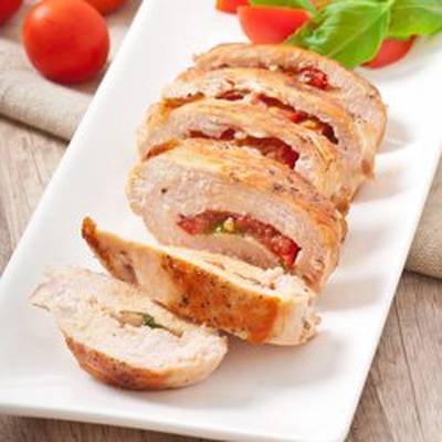  طريقة عمل رول الدجاج المحشي 