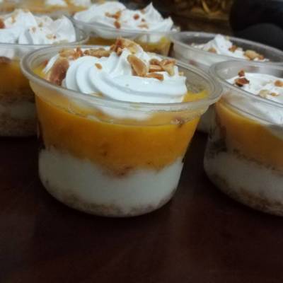  اكواب الكنافة بالمانجا والقشطة 