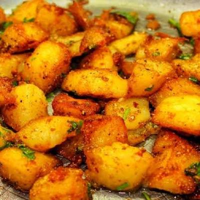  مكعبات البطاطس المقرمشه 