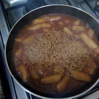  الدوكبوكي الكوري او كعك الارز 