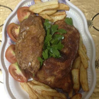  طبق من الستيك المقلي مع البطاطا بشهي 