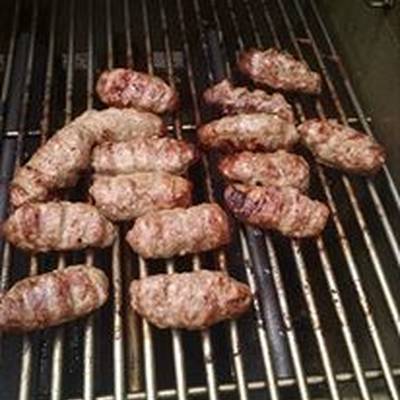  كفتة بيتي& ستيك بيتي 