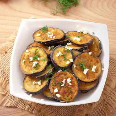  طريقة عمل الباذنجان المقلي بالدقيق 