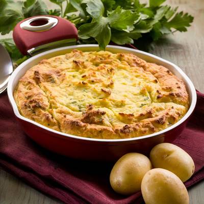  صينية البطاطس البيوريه باللحم المفروم 