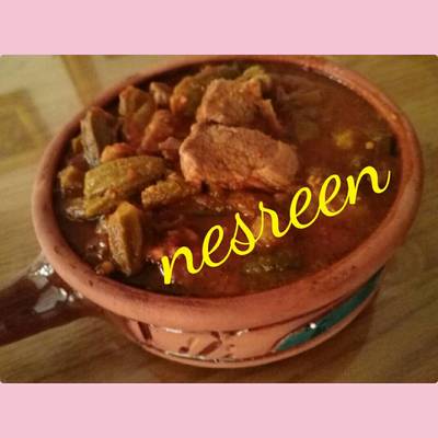  طاجن باميه باللحم 