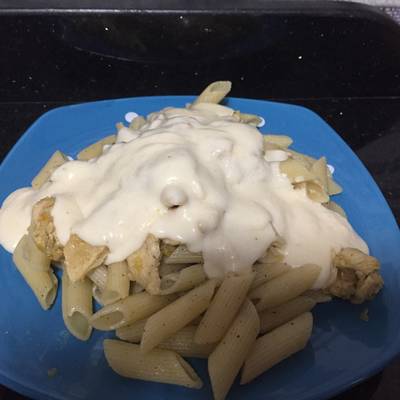  مكرونة أقلام بالصوص البيضاء 