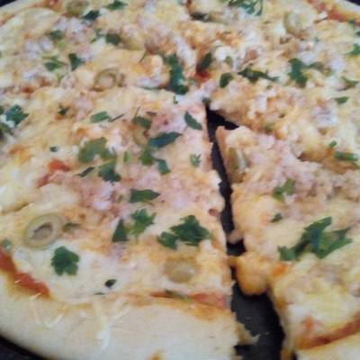  بيتزا خفيفة بالسكالوب والجبن 