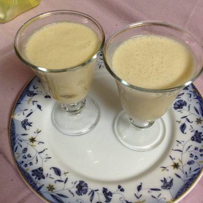  عصير الخوخ باللبن 