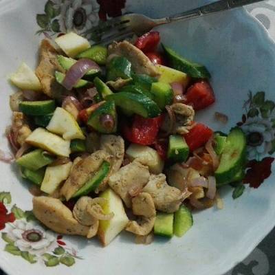  سلطة الفراخ بالتفاح 