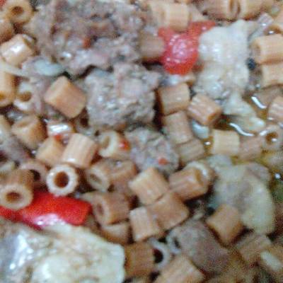  مكرونه محمره باللحم الضاني سهله وسريعه 