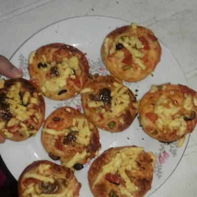  عجينة الميني بيتزا 