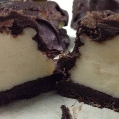  طريقة عمل كرات التشيزكيك 