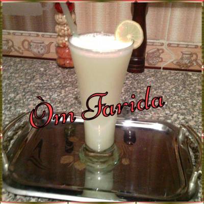  طريقة عمل عصير الليمون باللبن 