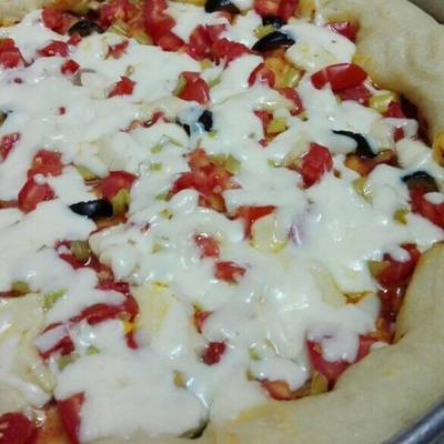  بيتزا باطراف ميكس جبن 