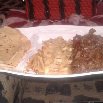  شاورما لحمه وعيش كريب 