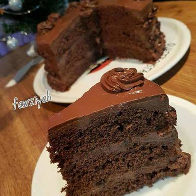  كيكة الشوكولا بالغناش 
