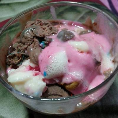  ايس كريم ام اند ايمز 