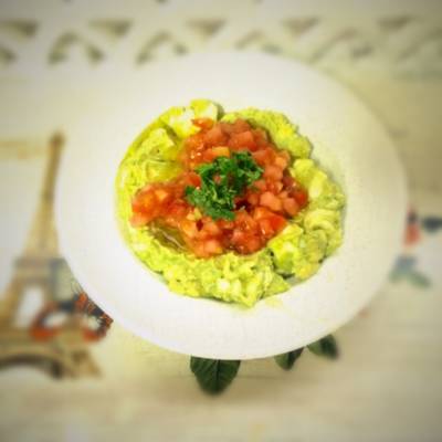  الاڤوكادو والبيض 