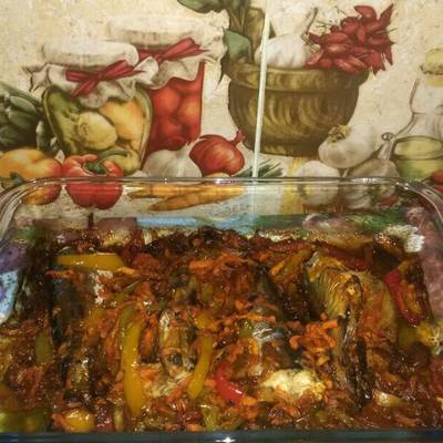  صينية سمك ماكريل بالخضار 