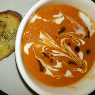  شوربه جزر بالكريمه 