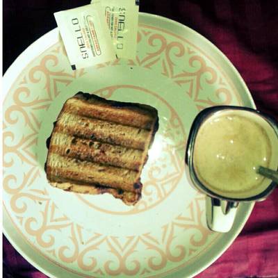  التوست بالعجوة