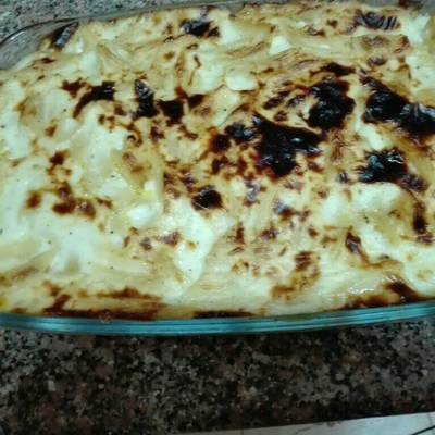  مكرونة بالبشاميل باللحمة المفرومة 