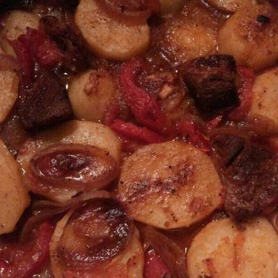  صينية بطاطس باللحم 