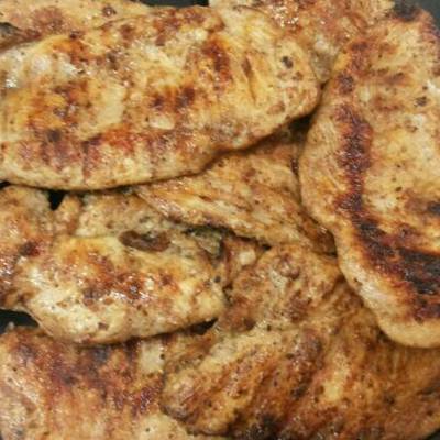  صدور دجاج مشوية على الجريل 