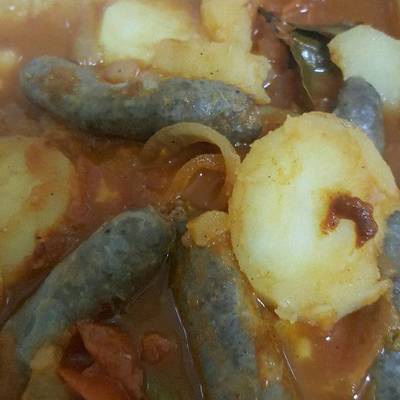  صينيه بطاطس بالسجق سهله جدا 