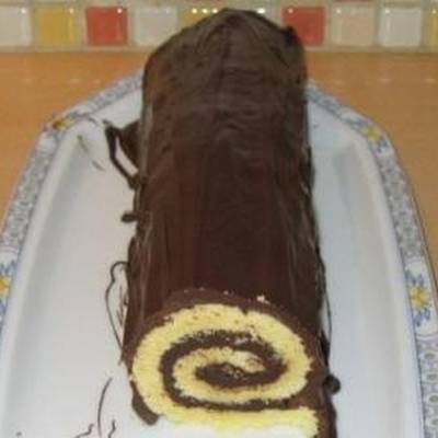  عجينة لوز بكريمة الشكلاطة 