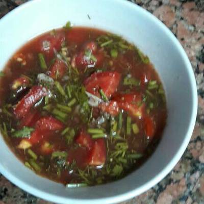  سلطة طماطم مخللة 