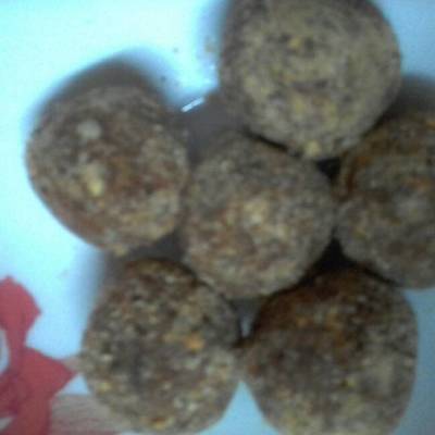  تمر بالطحينه و السوداني 