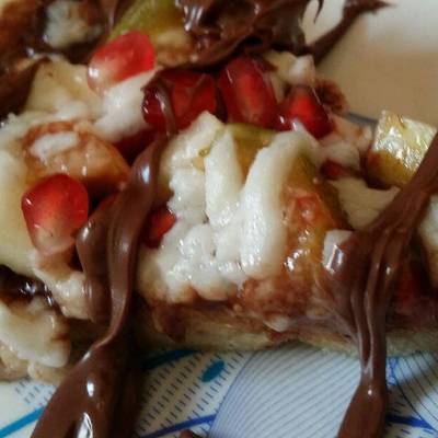  بيتزا الفاكهة أو البيتزا الحلوه 