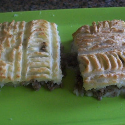  صينية بطاطس باللحمة المفرومة 