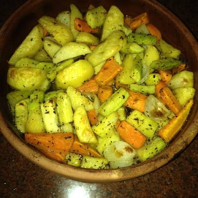  طاجن خضار بالزعتر 