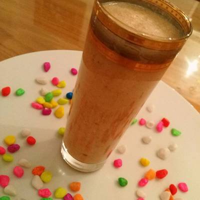  عصير التمر بالحليب 