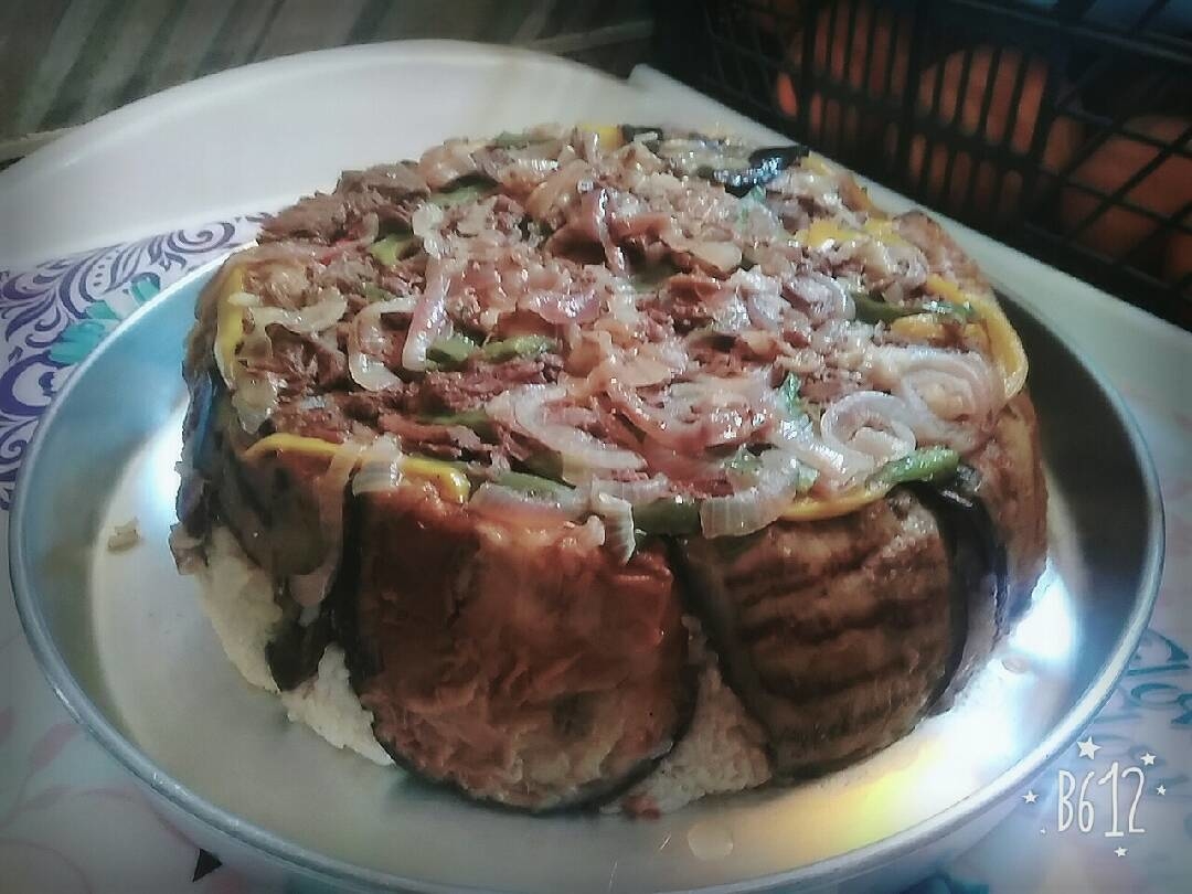  مقلوبة الباذنجان باللحمه اللايت 