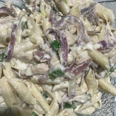  مكرونه فتتوتشيني (الصوص الابيض و الفراخ و المشروم) 