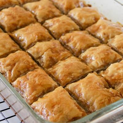  طريقة عمل جلاش حلو بالزبيب وجوز الهند 