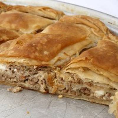  طريقة عمل جلاش باللحمه المفروم 