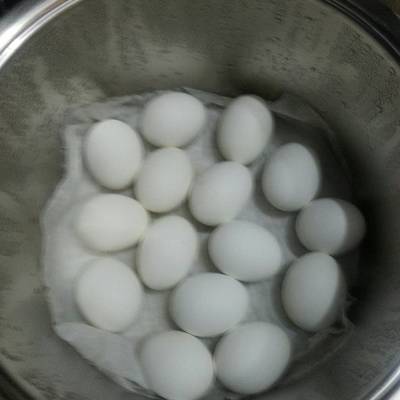  بيض مسلوق بدون ماء 