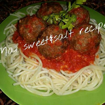  كرات لحمة مع اسباجتي 