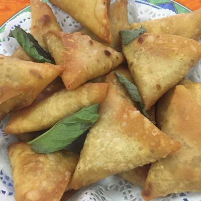  سمبوسك بالجبنه والنعناع 