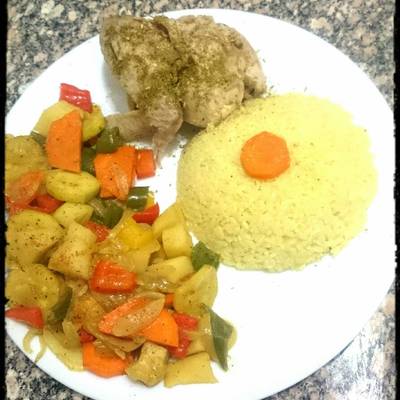  خضار سوتيه مع ارز وفراخ (دايت) 