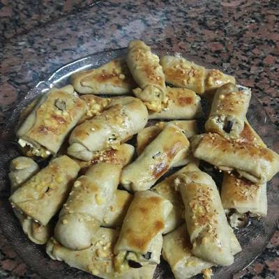  معجنات بحشوات مختلفة 