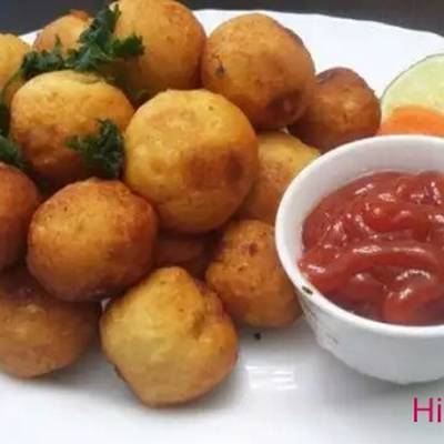  كرات البطاطس المحشوة 