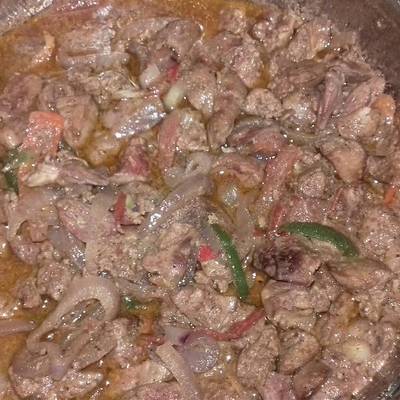  كبده فراخ بالبصل والفلفل 